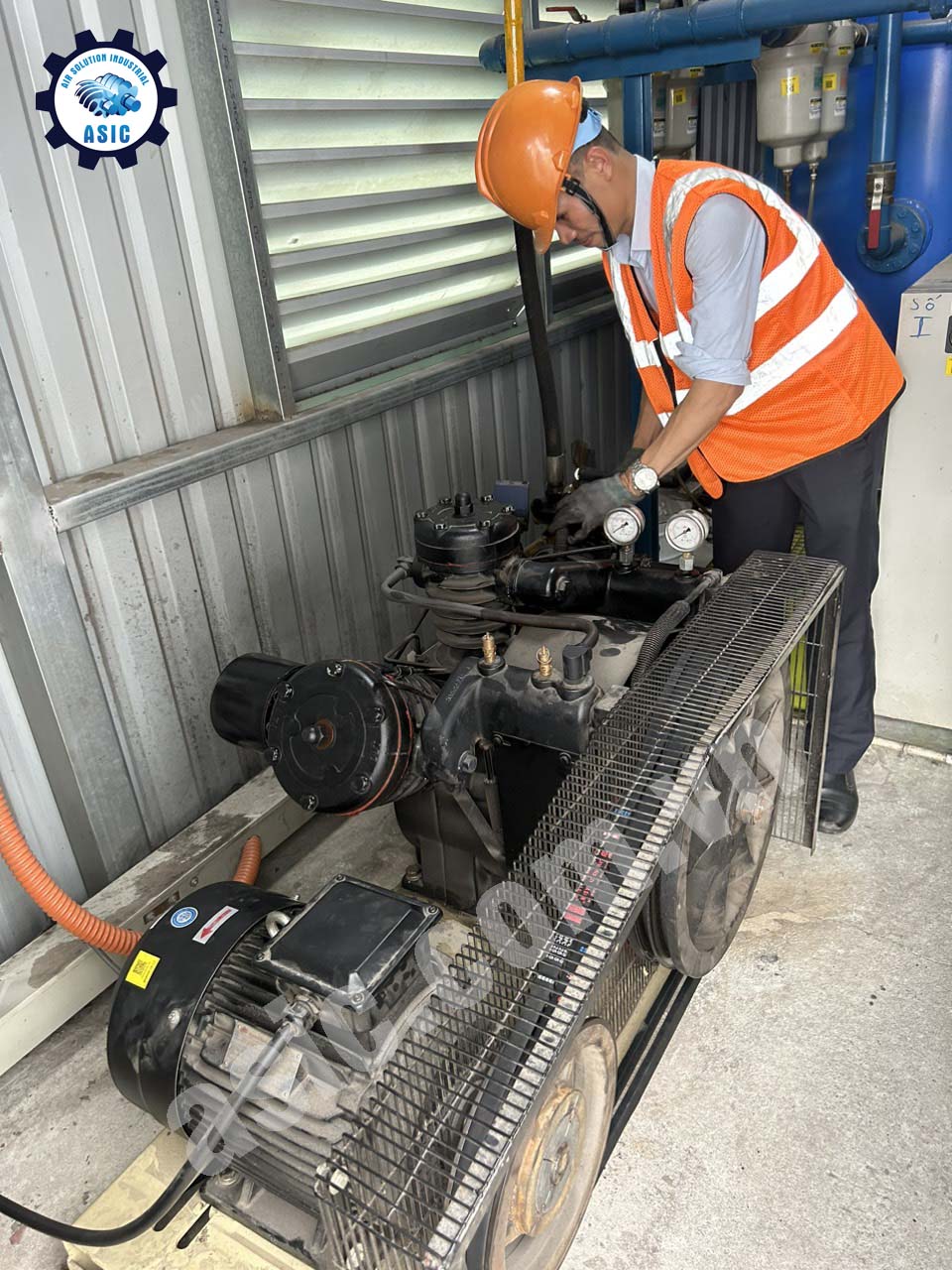 Sửa chữa m&aacute;y n&eacute;n kh&iacute; tại B&igrave;nh Dương